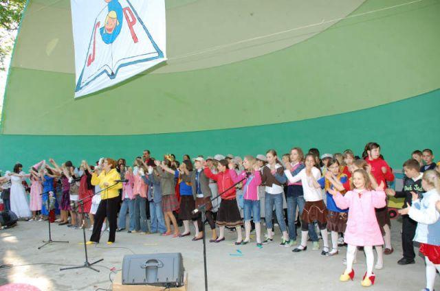 Zdj. nr. 23. Święta majowe