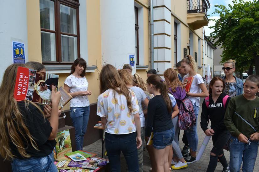 Zdj. nr. 1. Akcja „Uwolnij Książkę”