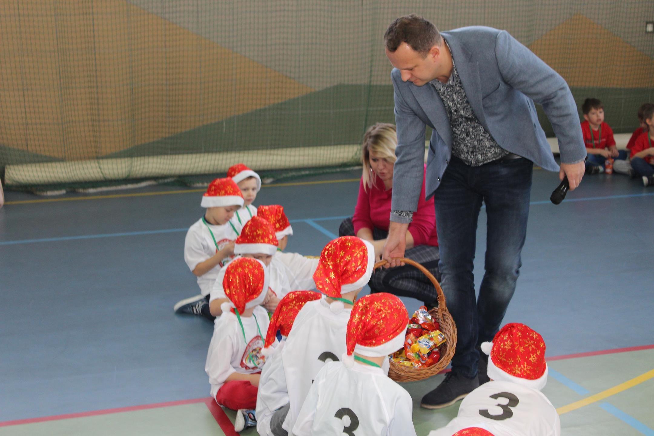 Zdj. nr. 132. Mikołajkowe Zawody Sportowe 2019