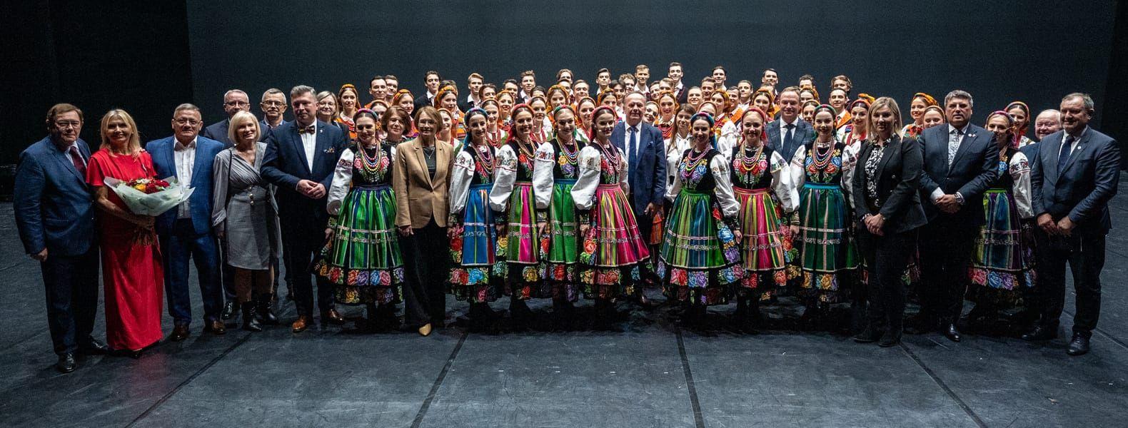 Zdj. nr. 6. Posiedzenie Zarządu UMP z jubileuszem zespołu „Mazowsze”