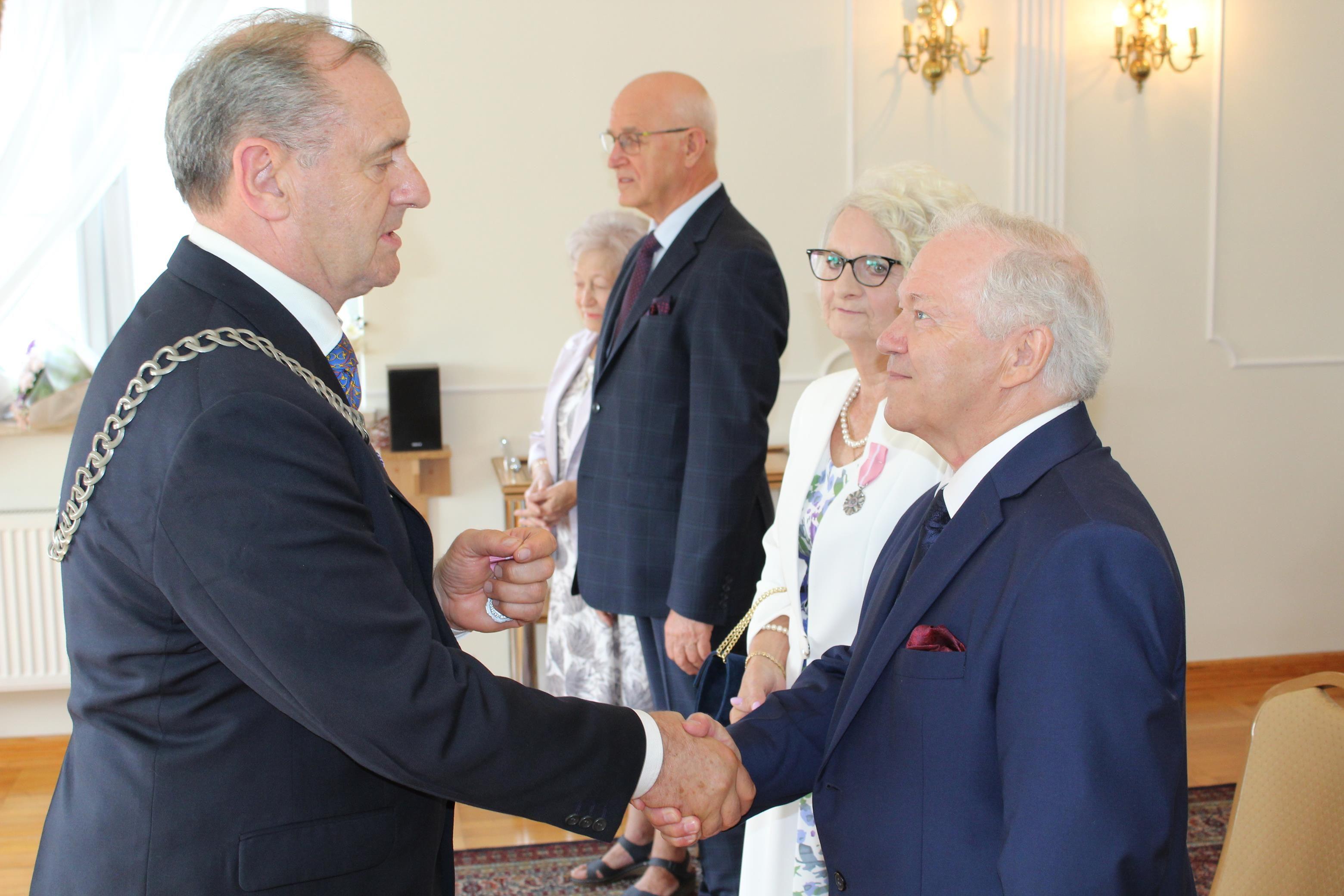 Zdj. nr. 14. Diamentowe i Złote Gody lipnowskich par - 28 sierpnia 2025 r.