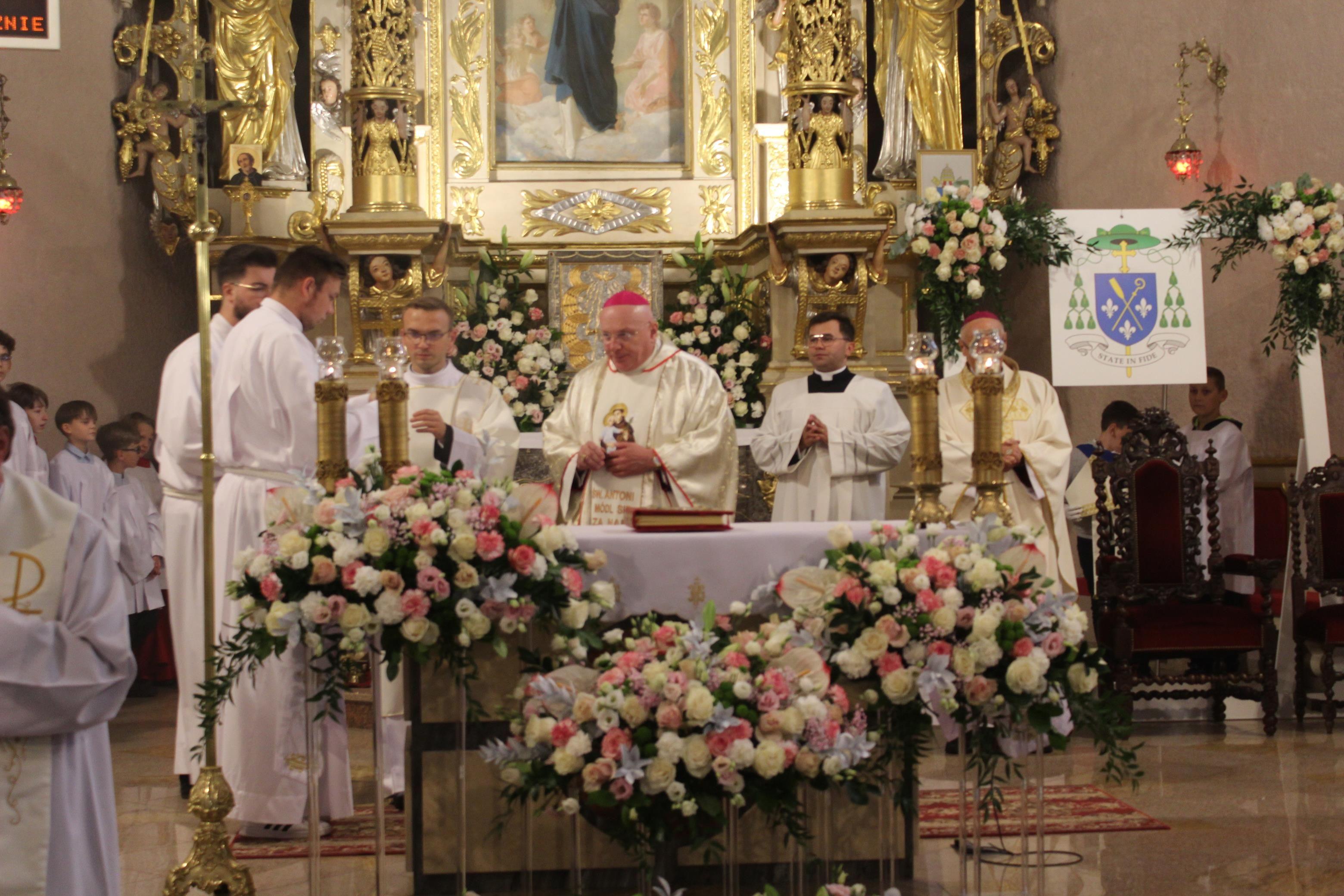 Zdj. nr. 34. Miasto ma relikwie swojego patrona - 16 września 2025 r.